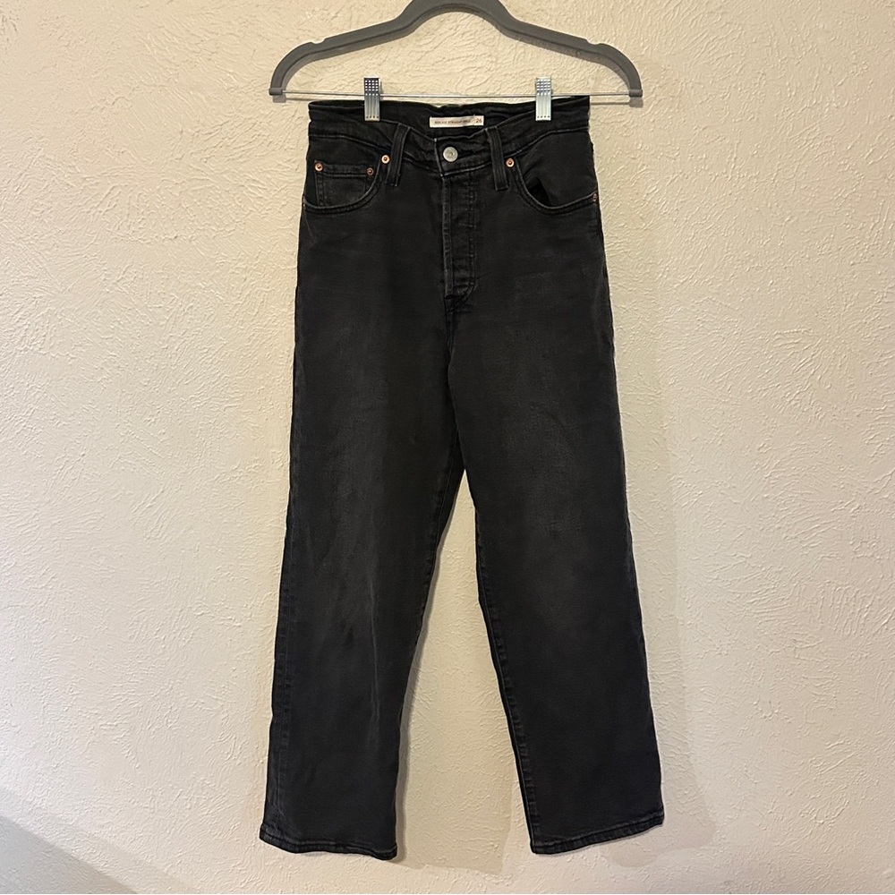 Levi's Women's Black Straight Jeans